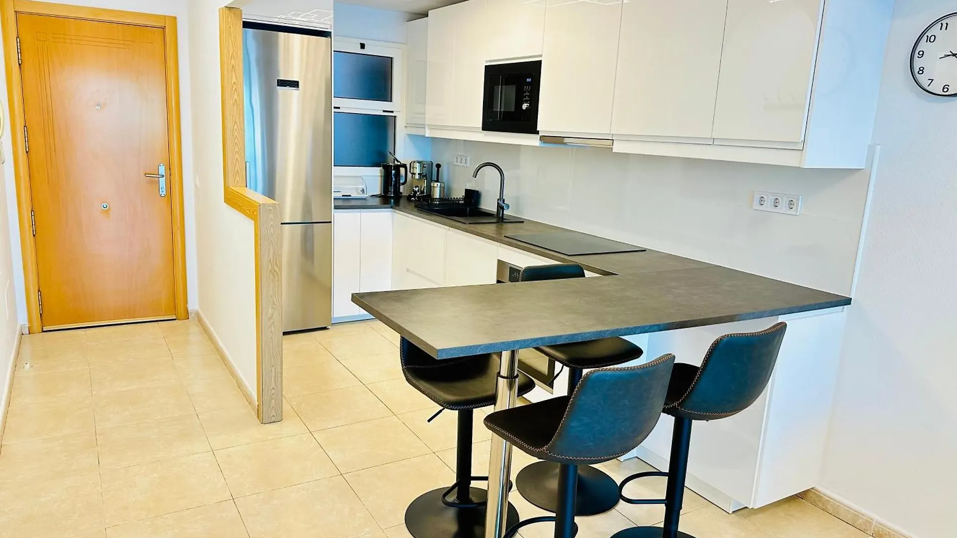Apartment With Ocean View Плая-дель-Кура Испания
