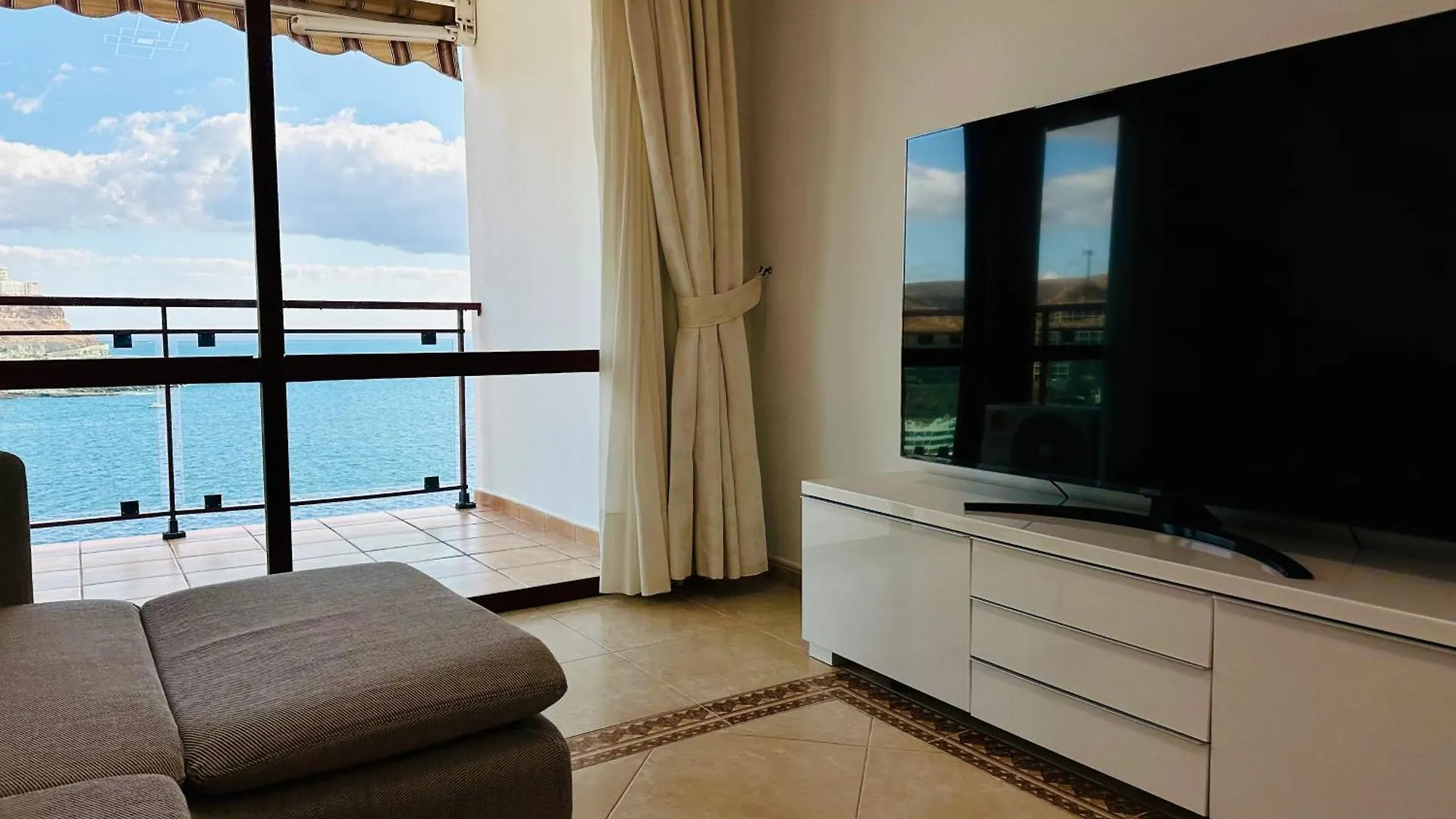 Apartment With Ocean View Playa Del Cura