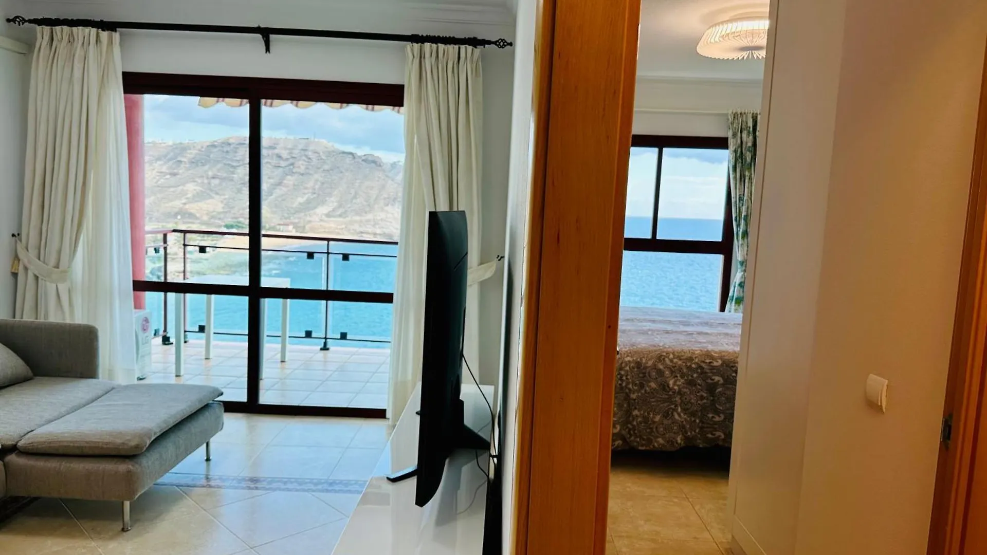 Apartment With Ocean View Плая-дель-Кура