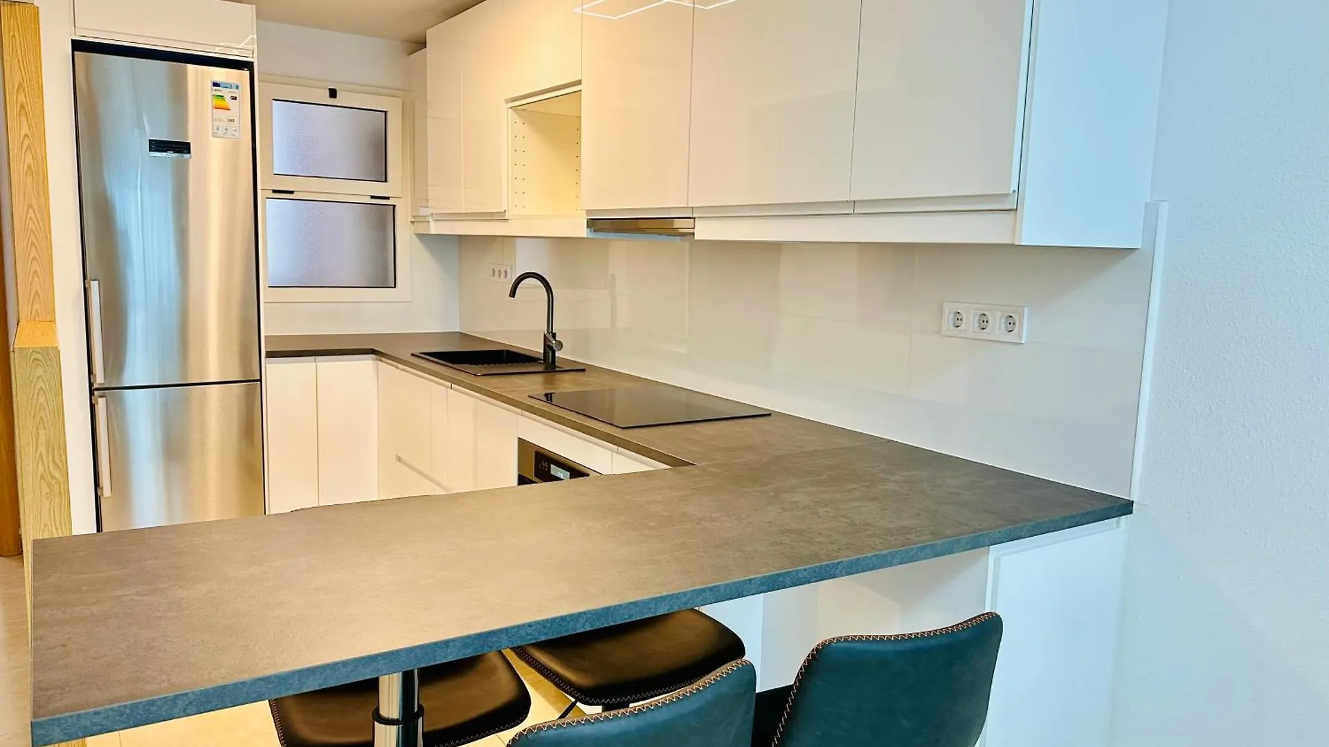 Apartment With Ocean View Плая-дель-Кура